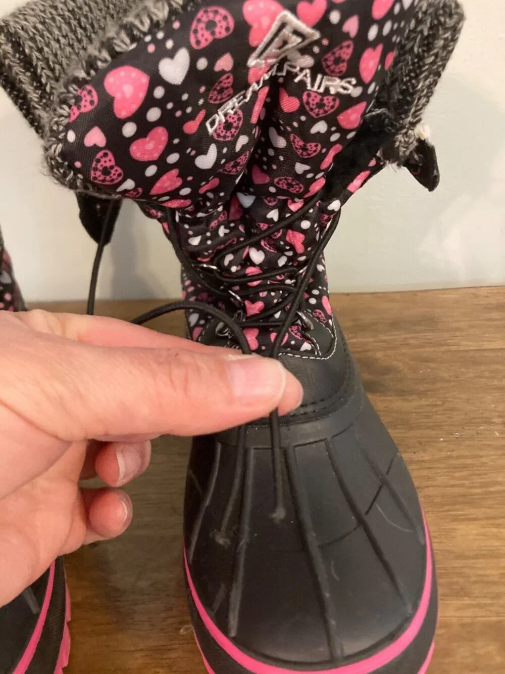 Dream Pairs Girls Waterproof Snow Boots Pink Hearts Size 4